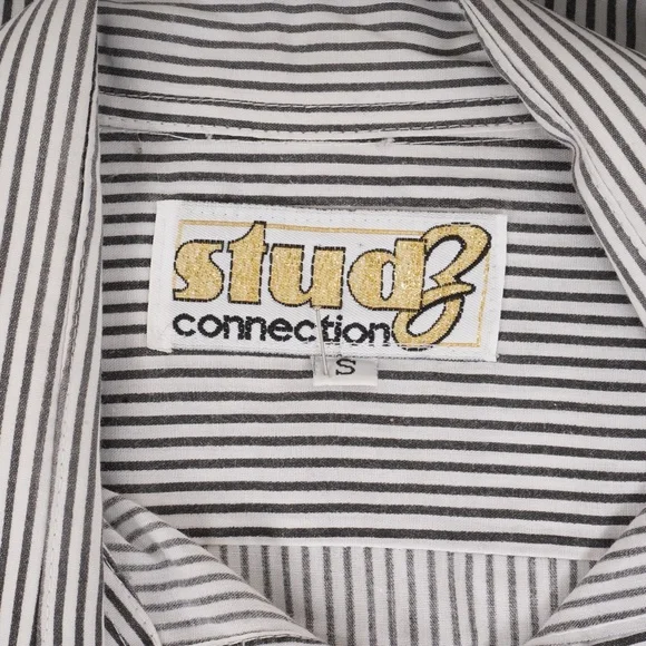 90's Vintage Stud3 Connection w/ Rabbit, Turtle, Snake, Star Patches Size Small - Picture 5 of 8